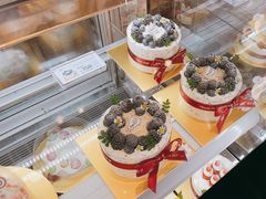 -花花卷卷·鲜食蛋糕(静安久光百货店)