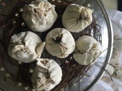 -严氏重油烧麦(民权路店)