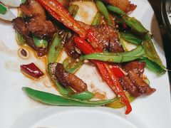 -泉畔人家·老济南经典鲁菜(大明湖店)
