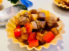 堂灼顶级雪花牛肉-醉辉皇上海之巅(上海中心大厦店)