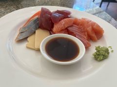 -怡咖啡海鲜自助餐厅(浦东香格里拉店)