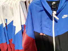 -NIKE上海青浦换季优惠店