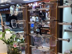 -MiRi眼镜连锁·蔡司·尼康控优点合作店(莘庄店)
