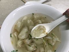 -绿杨馄饨店(康佳花园店)