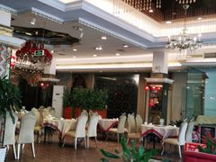 大堂-新粤新疆菜清真餐厅(拱北店)