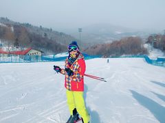 -亚布力新体委滑雪场
