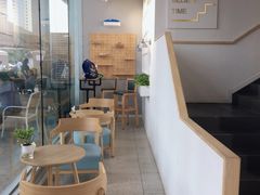 -焙丽拾光(麦凯乐直营店)