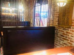 卡座-食言餐吧·本味湘菜馆(万豪城市广场店)
