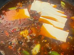 -哈尔滨烧烤·山河村铁锅炖(交大店)