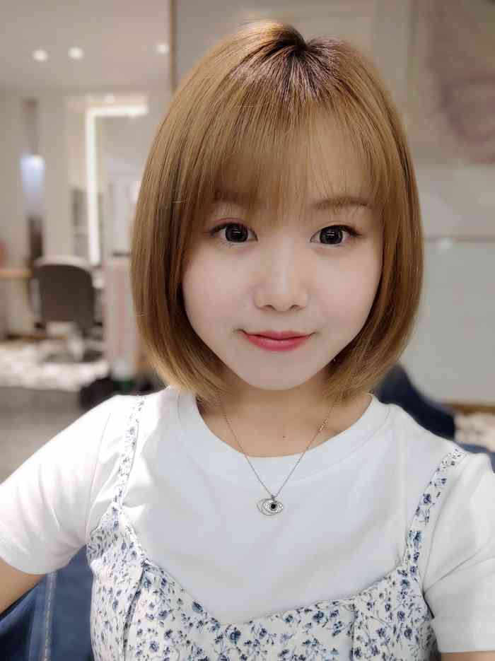 一佳造型(温江旗舰店)-"店内氛围很好,店员服务态度很好,5号发型.