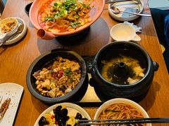 -云海肴·汽锅鸡·云南菜(天山百盛优客店)