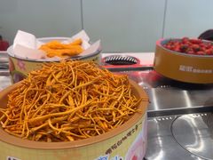 -龍歌自助小火锅(芝罘万达店)