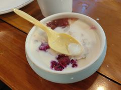 -清真·弹拨尔新疆美食餐厅(延龄巷店)