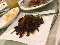 -梅龙镇酒家(南京西路总店)