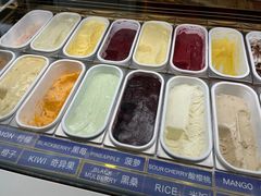 -MADO冰淇淋咖啡馆(淘金店)
