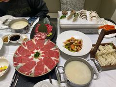 -红鼎豆捞·非遗鲍皇汤火锅(宝丰路店)