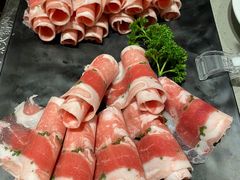 -海底捞火锅(曹安公路店)