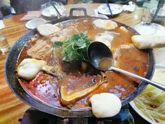 -丹水桥地锅鱼·翘嘴鲌·地方特色全鱼宴(丹江口大坝店)