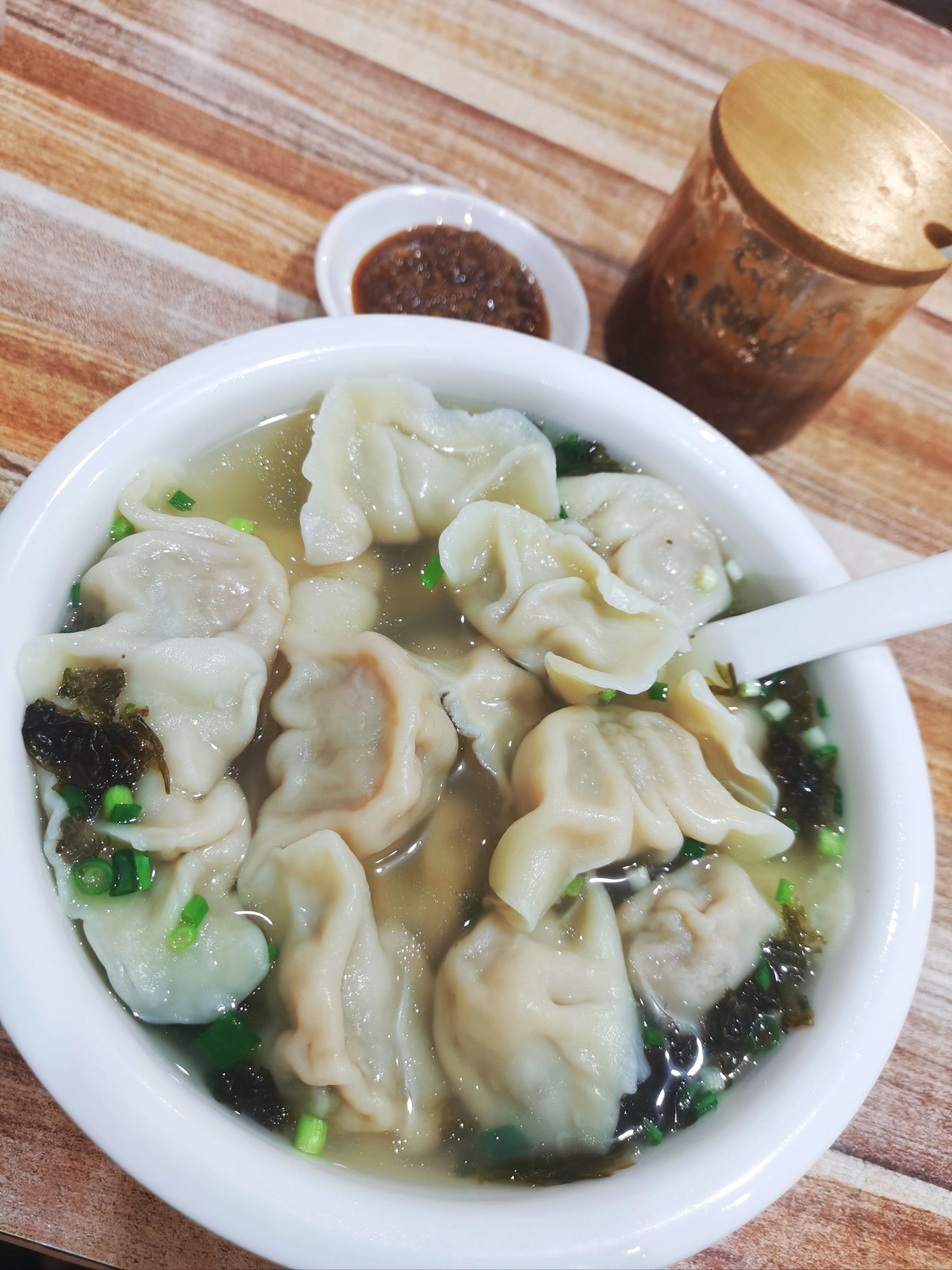 好吃不过饺子🥟下班搞点东北水饺吃吃

店主是夫妻👩‍❤