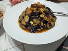 -鞍山大白鲨美食酒店