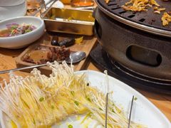 -青瓦餐厅·生鱼片·韩园烤肉(西塔店)