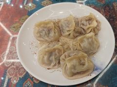 -乡村馕坑肉·烧烤·新疆菜·本地人更爱吃(阿勒泰首店)