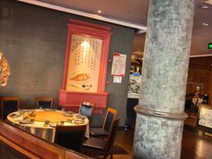 -八府香鸭·啫啫煲(华山路店)