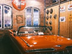 -席娜卡琳火车铁道夜市