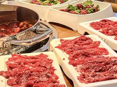 -来龍儿鲜切牛肉自助老火锅