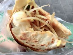 锅盔夹三丝-小陈方酥锅盔(古城总店)