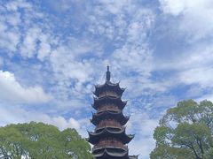 -龙华寺
