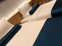 -翔龙茶文化酒店(汉中高铁站万邦旗舰店)