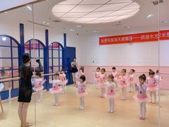 -爱德米乐艺术学院(西宸天街校区)
