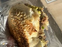 -老西关黄老太牛肉烧饼