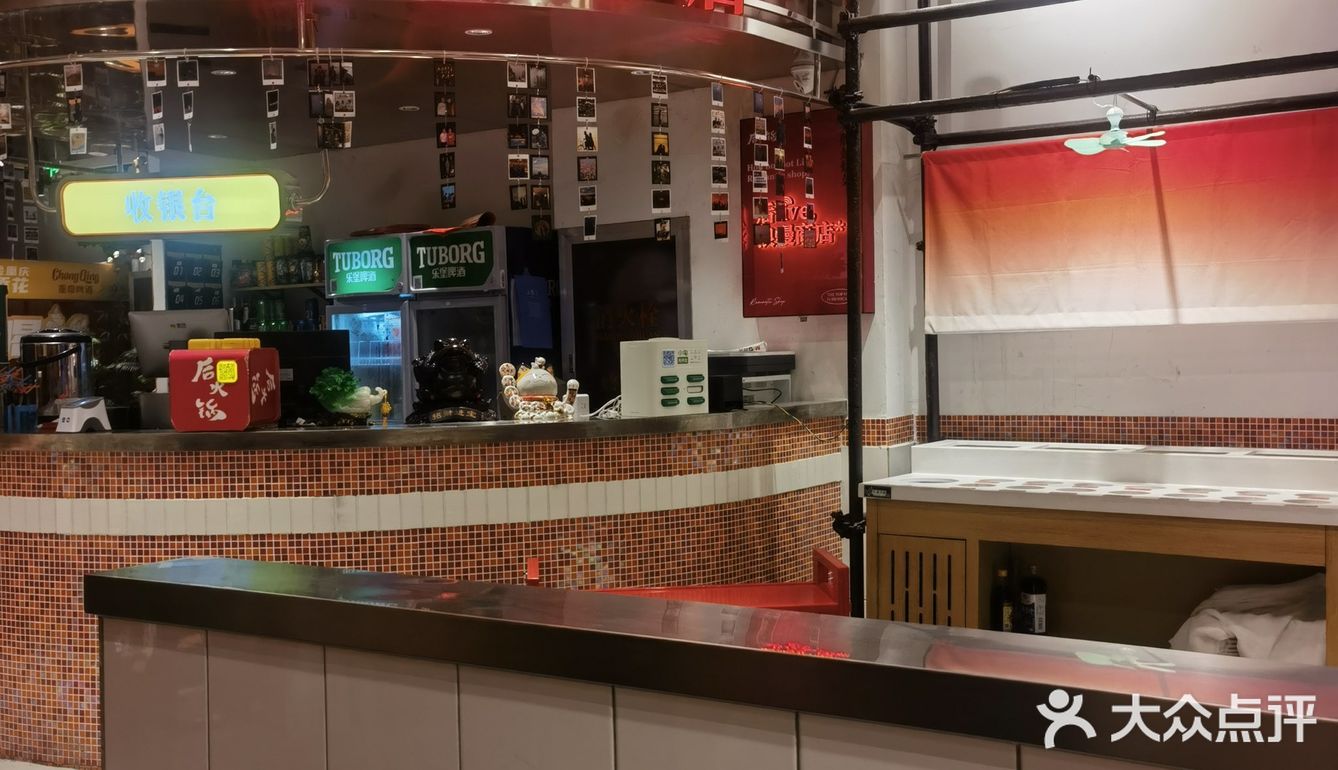 好吃上瘾的火锅店推荐 和兄弟们一起宵夜在这家火锅店