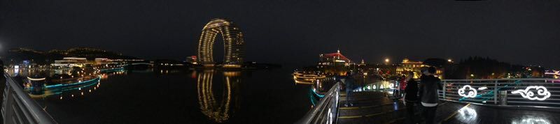 -湖州太湖旅游度假区-月亮广场