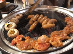 -围炉肉舍•炭烤活鳗•丹东海鲜烤肉(步行街店)