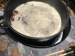 -三人行骨头王火锅(长寿店)