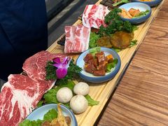 -明洞阿姨·韩式酱蟹烤肉·创意料理(三元桥店)