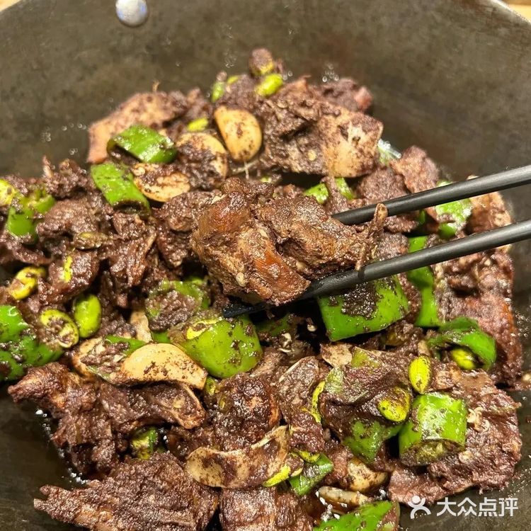 在长沙想吃地道的永州血鸭？那我只能说…..