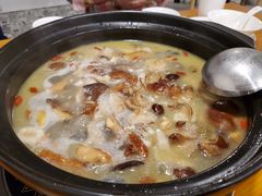 -云朵小院·石锅鱼·野生菌餐厅(蒗放店)