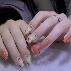 -Pink You美甲洗眉纹绣定制中心