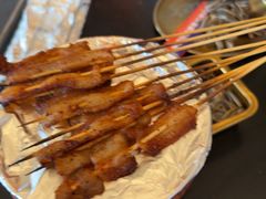-何师烧烤Pro ·江湖川菜·小龙虾·精酿啤酒(太古里旗舰店)