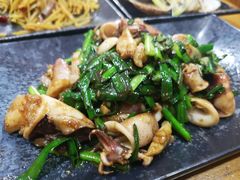 -老东镇啤酒屋海鲜加工·蒸汽海鲜·海鲜烧烤(台东店)