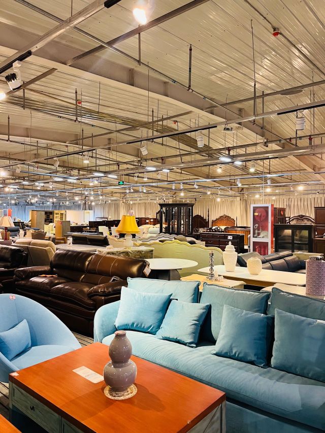 仓鼠先生外贸家具名品折扣店