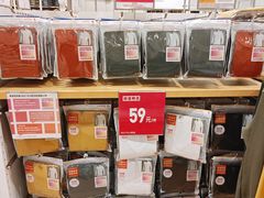 -优衣库(上海颛桥万达广场店)