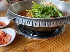 -喇喇排骨火锅·传统韩式脊骨汤(望京西园总店)