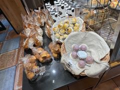 -苹果花园(乳山路店)