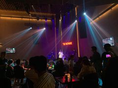 -TZ House音乐现场(来福士中心店)