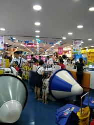 -玩具反斗城(正大广场店)
